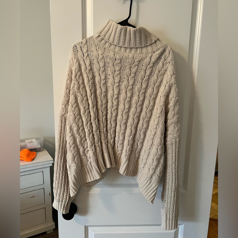 Cropped sweater